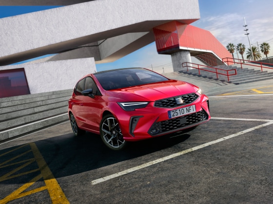 A red Ibiza FR