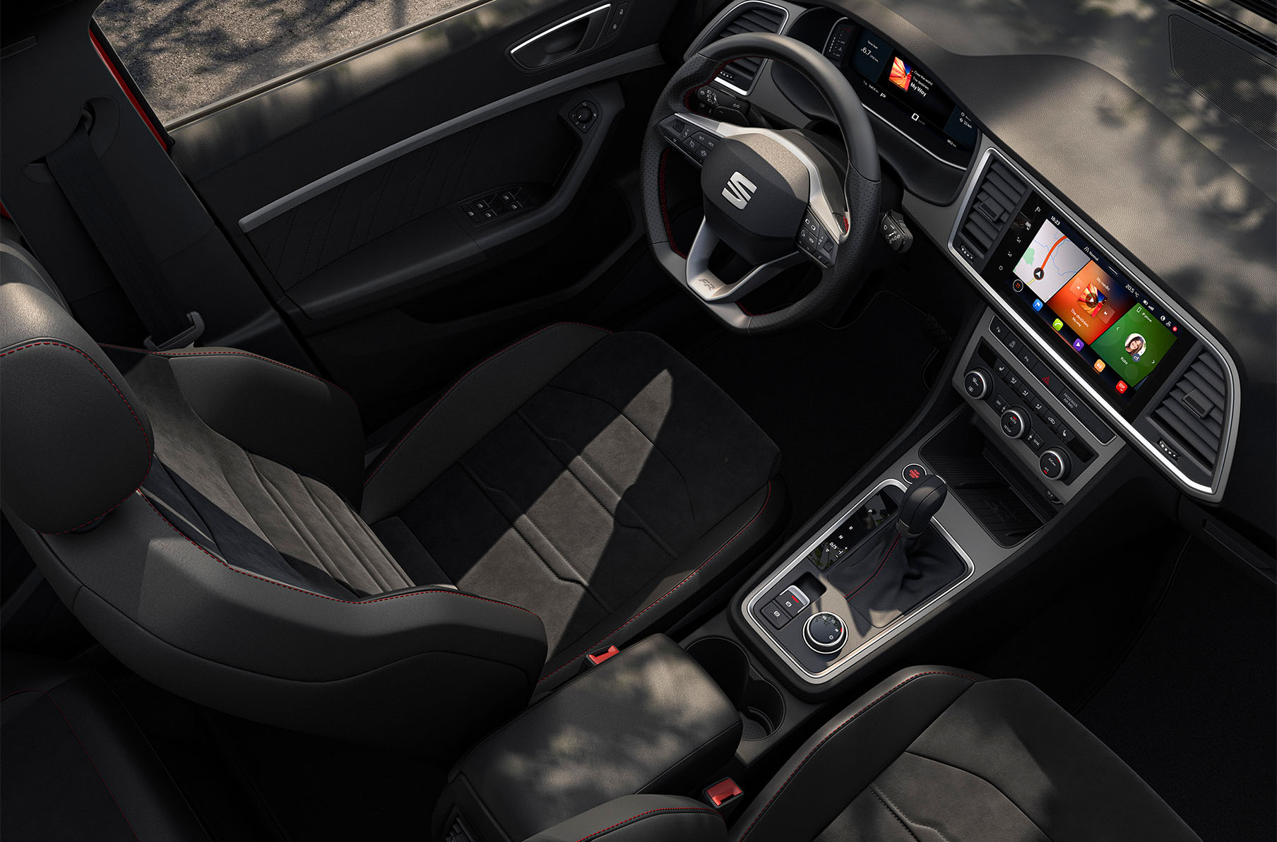 18-inch alloy wheels featured on the seat leon black pack edition for a bold, stylish look.